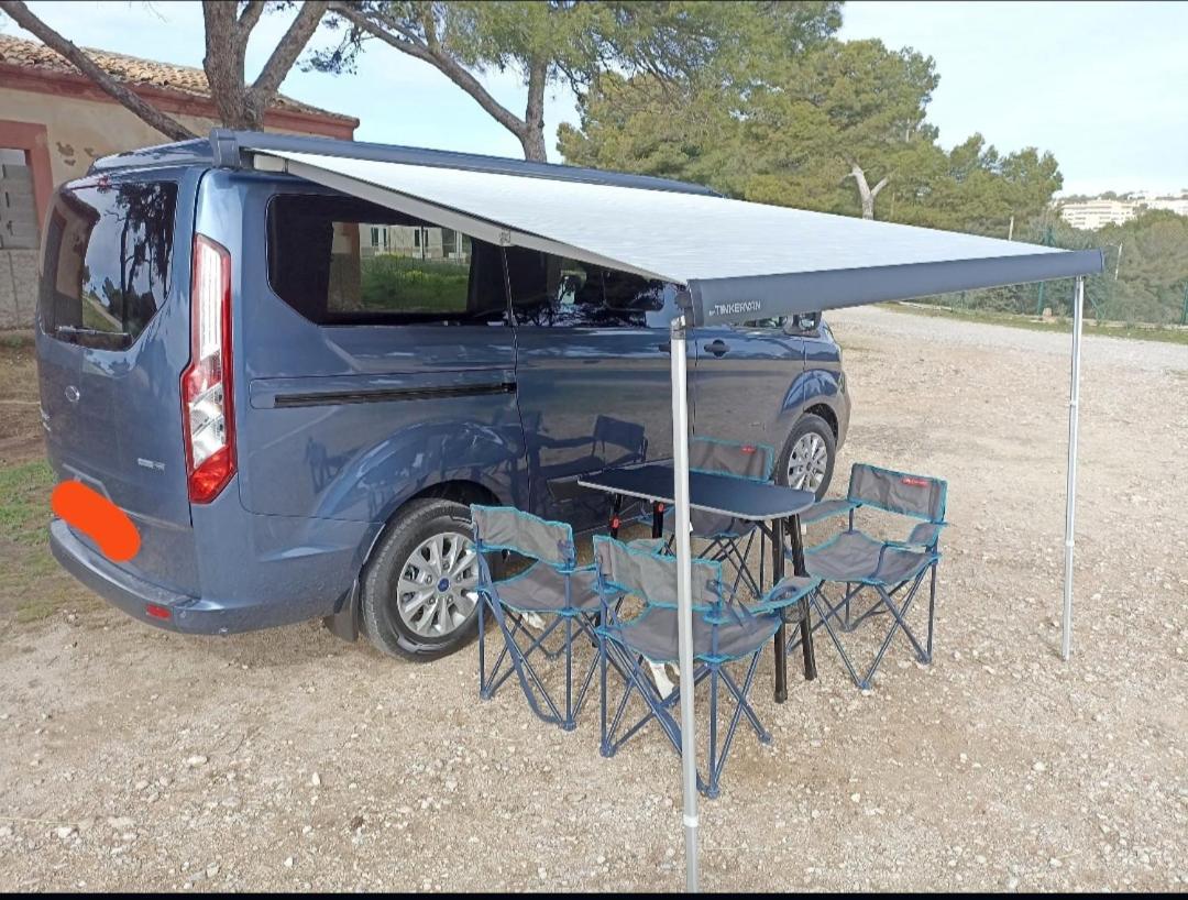 Отель Ford Transit Custom Camper Пальма-де-Майорка Экстерьер фото